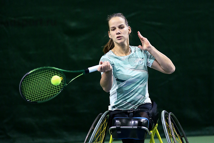 43 спортсмена из 11 регионов страны разыграли медали чемпионата России по теннису на колясках