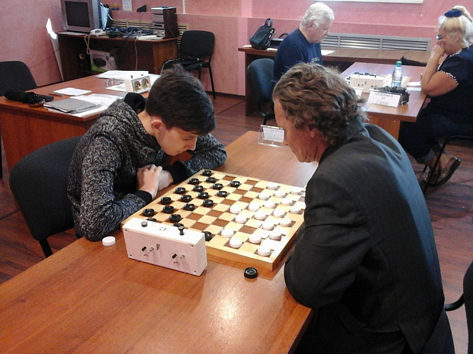  Спортсмены из 9 регионов страны определят победителей и призеров командного чемпионата России по шашкам спорта слепых