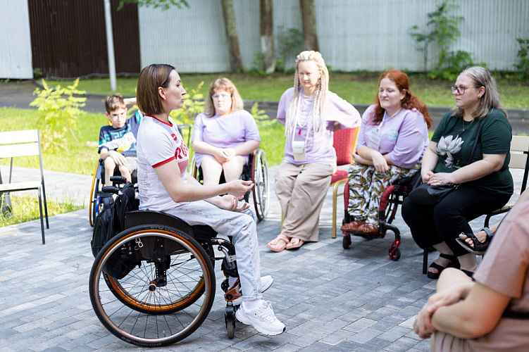 Спортсмены-паралимпийцы провели мастер-классы в рамках фестиваля адаптивного спорта для детей и молодёжи с диагнозом Spina Bifida
