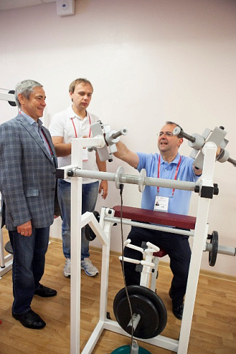 П. А. Рожков, И. А. Сидоркин ознакомили исполнительного директора МПК   Хавьера Гонсалеса со спортивными объектами РУТБ "ОКА" в г. Алексине (Тульская область)