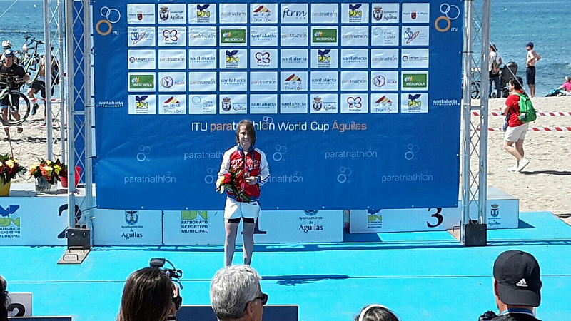 1 золотую, 3 серебряные и 1 бронзовую медали завоевали российские спортсмены на 2 этапе Кубка мира по паратриатлону в Испании