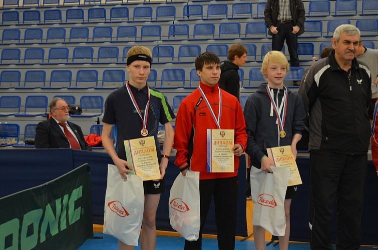 В г. Твери (Тверская область)  Всероссийская федерация спорта лиц с ПОДА провела Первенство России по настольному  теннису спорта лиц с поражением опорно-двигательного аппарата 