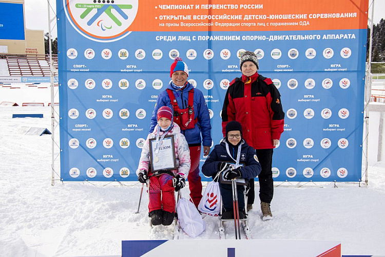 В Ханты-Мансийске определены победители и призеры главного старта по лыжным гонкам и биатлону спорта лиц с ПОДА спортивного сезона 2023 года