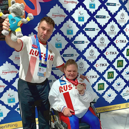 Вера Муратова завоевала бронзовую медаль в шестой день чемпионата мира по пауэрлифтингу спорта лиц с ПОДА в Казахстане