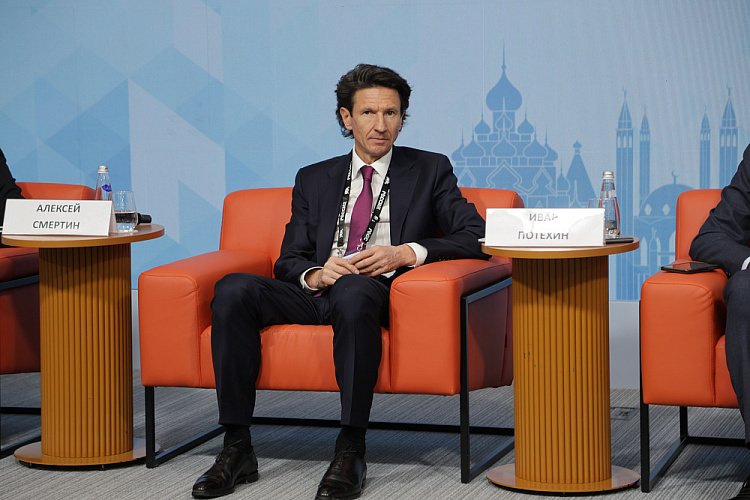 Руководители ПКР приняли участие в форуме ветеранов боевых действий «Вместе победим!»