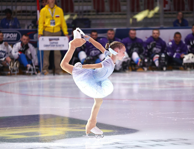 Во Владивостоке состоялось открытие Кубка по следж-хоккею среди ветеранов СВО «Герои нашего времени»