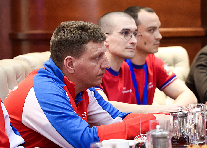 Министр спорта РФ М.В. Дегтярев, Губернатор Московской области А.Ю. Воробьев, президент ПКР П.А. Рожков встретились с подмосковной командой по итогам выступления на зимнем Кубке Защитников Отечества Министр спорта РФ М.В. Дегтярев, Губернатор Московской области А.Ю. Воробьев, президент ПКР П.А. Рожков встретились с подмосковной командой по итогам выступления на зимнем Кубке Защитников Отечества