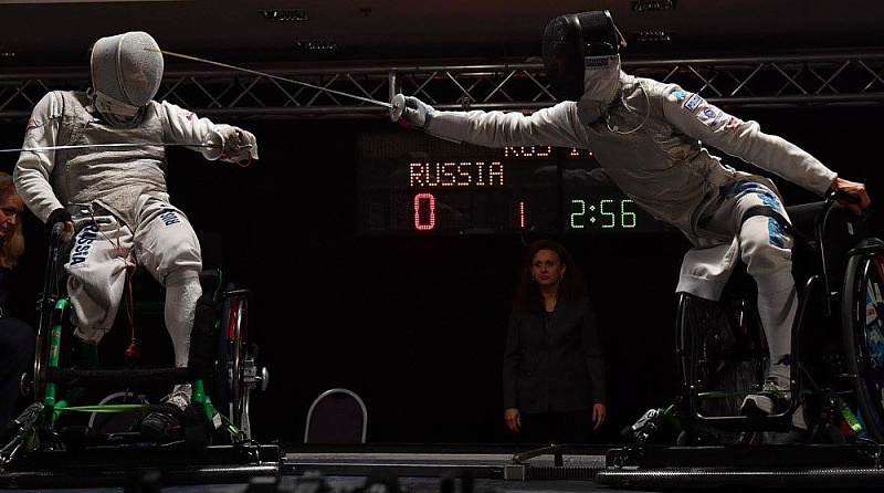 Сборная команда России по фехтованию на колясках завоевала 4 золотые, 5 серебряных и 10 бронзовых медалей по итогам четырех дней чемпионата мира в Италии Сборная команда России по фехтованию на колясках завоевала 4 золотые, 5 серебряных и 10 бронзовых медалей по итогам четырех дней чемпионата мира в Италии