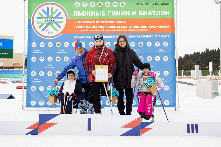 В Ханты-Мансийске определены победители и призеры главного старта по лыжным гонкам и биатлону спорта лиц с ПОДА спортивного сезона 2023 года