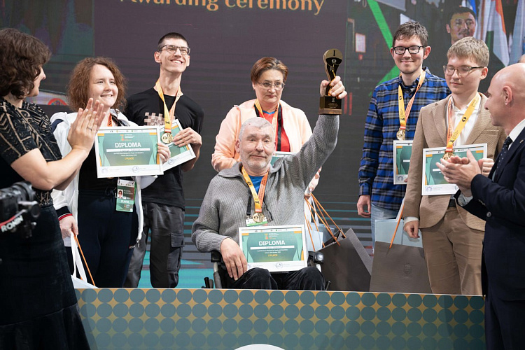 Российские спортсмены выиграли вторую шахматную Олимпиаду ФИДЕ среди лиц с ограниченными возможностями здоровья