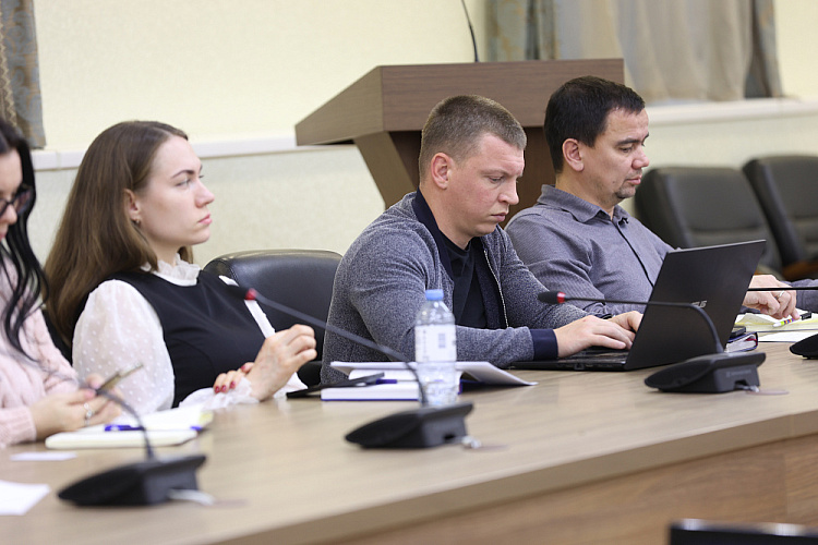 Президент ПКР П.А. Рожков в офисе Паралимпийского комитета России провел заседание Исполкома ПКР