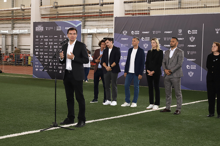 Заместитель руководителя Аппарата ПКР, чемпион Паралимпийских игр по футболу лиц с заболеванием ЦП И.Е. Потехин в г. Казани принял участие в церемонии открытия Всероссийских соревнований по футболу лиц с ОВЗ «Стальная воля»