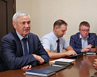 П.А. Рожков в офисе ПКР провел рабочую встречу с заместителем губернатора ХМАО-Югры Е.В. Шумаковой и сенатором РФ Э.В. Исаковым