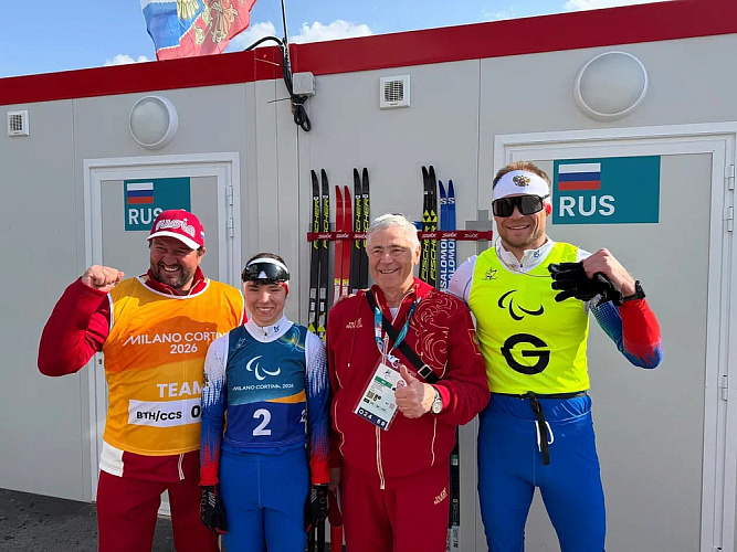 8 золотых, 1 серебряную и 3 бронзовые медали завоевала Паралимпийская команда России на XIV Паралимпийских зимних играх в Италии