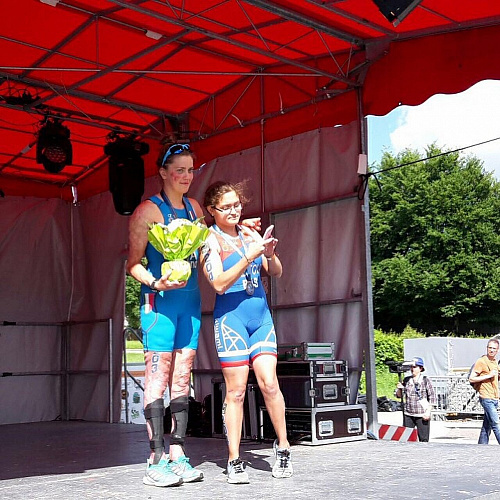 1 золотую 1 серебряную и 2 бронзовые медали завоевали российские паратриатлонисты на Кубке мира во Франции