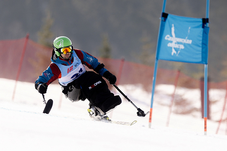 Варвара Ворончихина и Алексей Бугаев – абсолютные чемпионы России по горнолыжному спорту лиц с ПОДА