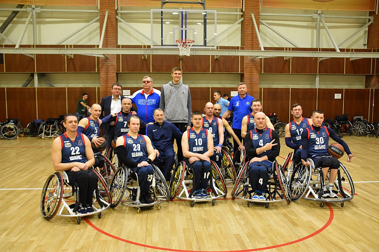 А.А. Строкин вместе с президентом Российской федерации баскетбола А.Г. Кириленко в д. Парамоново (Московская область) приняли участие в церемонии открытия 1 круга чемпионата России по баскетболу на колясках