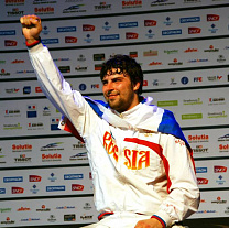 Три омских фехтовальщика победили на престижном турнире во Франции