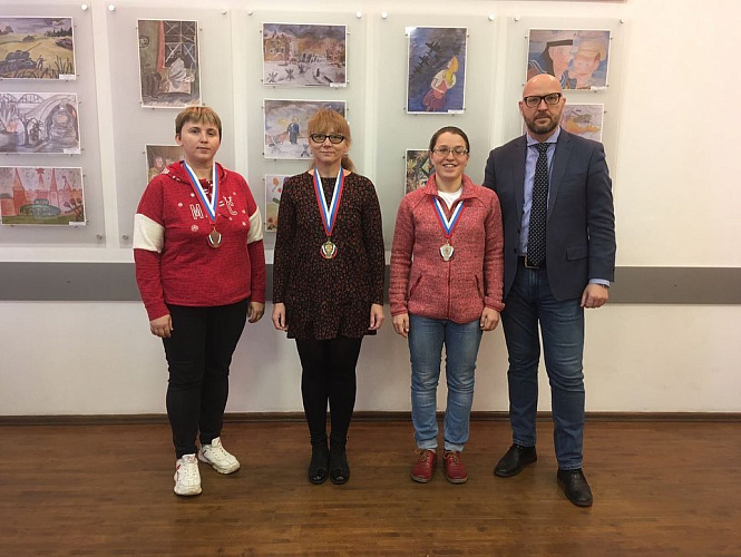 Определены победители чемпионатов России по шашкам спорта слепых