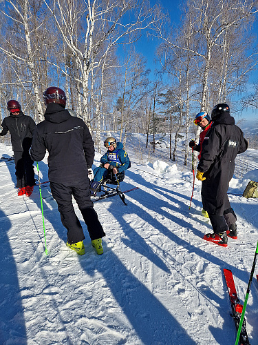 Ворончихина и Бугаев стали абсолютными чемпионами России по горнолыжному спорту лиц с ПОДА