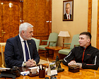 Глава Республики Коми В.В. Уйба встретился с заслуженным мастером спорта России Иваном Голубковым