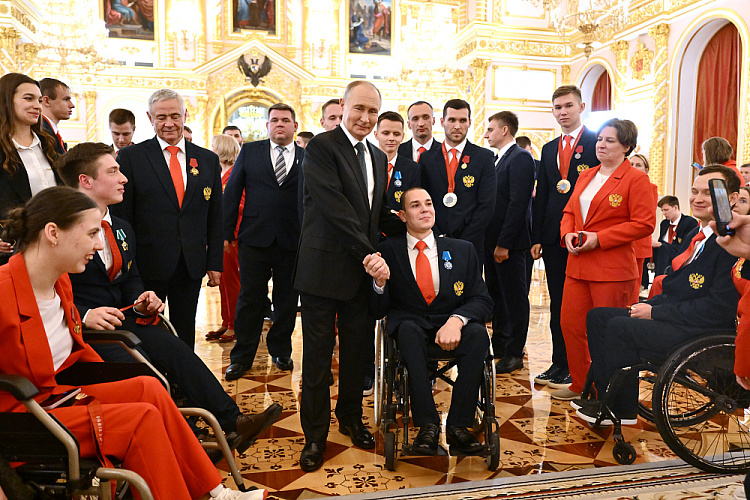 Роман Жданов: Лауреат спортивной премии «Возвращение в жизнь» в номинации «Что наша жизнь? — Борьба!»