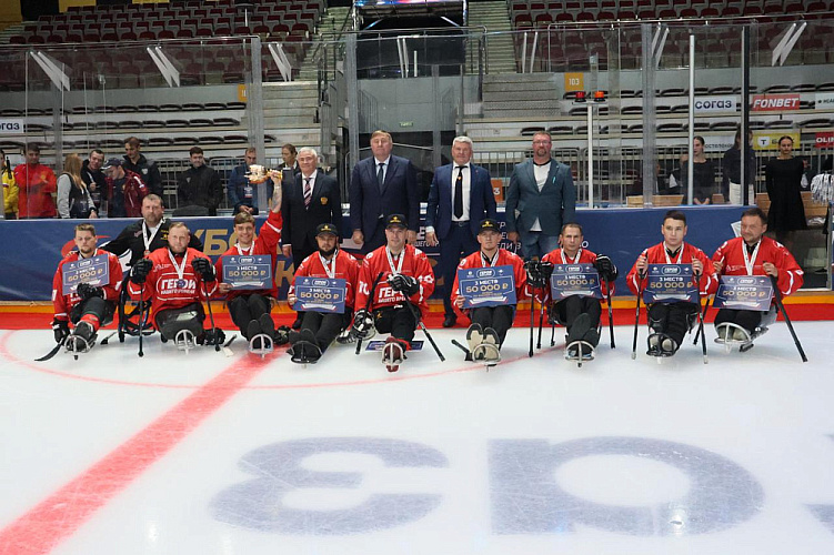 Во Владивостоке завершился Кубок «Герои нашего времени» по следж-хоккею среди ветеранов СВО Во Владивостоке завершился Кубок «Герои нашего времени» по следж-хоккею среди ветеранов СВО