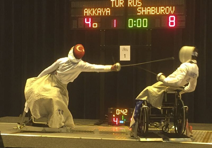 Сборная России одержала убедительную командную победу на молодежном первенстве мира по фехтованию на колясках в Голландии