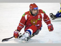 Сборная команда России по хоккею-следж обыграла сборную Норвегии в полуфинальном матче со счетом 4:0