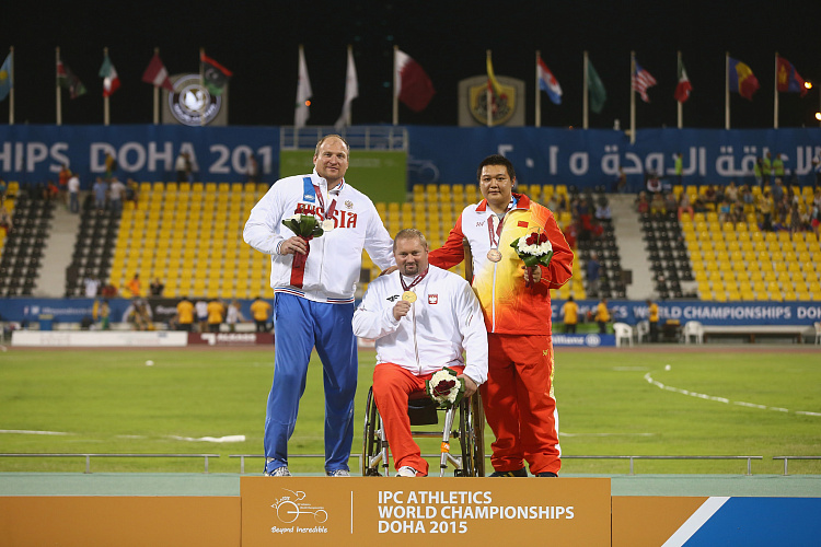 Российские спортсмены завоевали 3 золотые, 2 серебряные и 1 бронзовую медалей в шестой день чемпионата мира по легкой атлетике IPC в Катаре