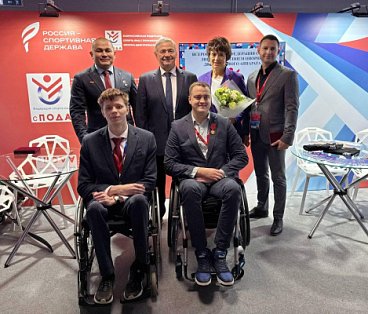 В Самаре в рамках международного форума «Россия – спортивная держава» состоялось вручение государственных наград Российской Федерации спортсменам и тренерам по итогам XVII Паралимпийских игр 2024 года в Париже