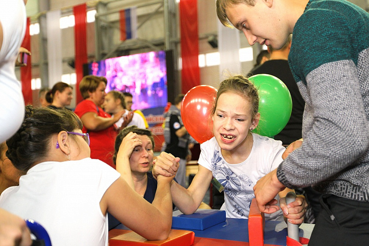 В Перми прошел спортивный праздник «Папа, мама, я – спортивная семья!» для семей с детьми-инвалидами