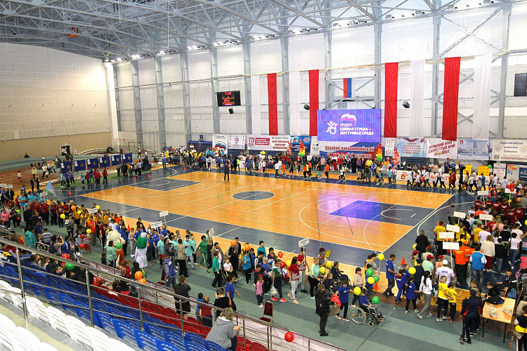 В Перми прошел спортивный праздник «Папа, мама, я – спортивная семья!» для семей с детьми-инвалидами