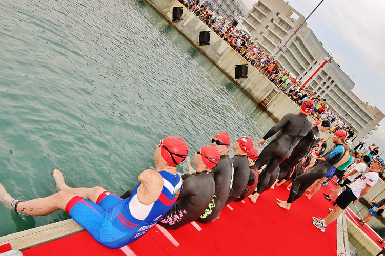 Спортсмены семи регионов страны стали победителями чемпионата России по паратриатлону в Сочи