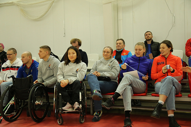 П.А. Рожков в Пересвете принял участие в церемониях открытия и награждения, а также просмотре Кубка России и Всероссийских детско-юношеских соревнований по лыжным гонкам и биатлону спорта лиц с ПОДА