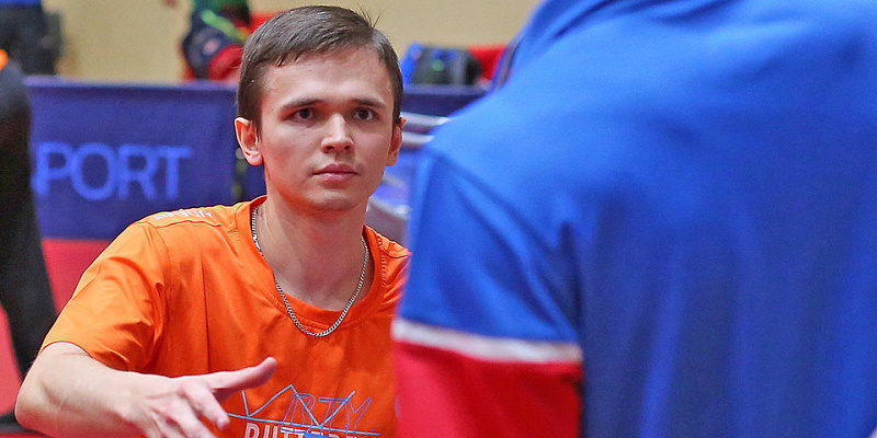 МАТЧ ТВ: «РУКИ ПРИВЫКЛИ К КОСТЫЛЮ, МОЗОЛЕЙ УЖЕ НЕ БЫВАЕТ» — ПРИЗЕР ЛЕТНИХ ИГР ПАРАЛИМПИЙЦЕВ «МЫ ВМЕСТЕ. СПОРТ»