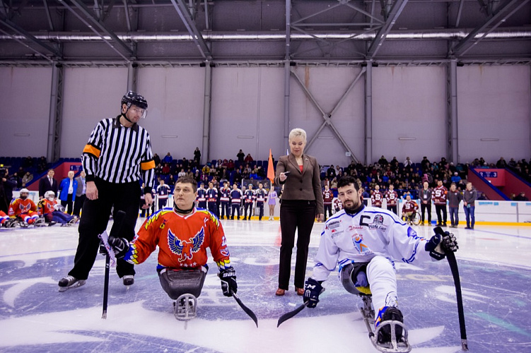 Р.А. Баталова, Л.Н. Селезнев приняли участие в церемонии открытия Традиционного международного турнира – Кубок континента по хоккею-следж