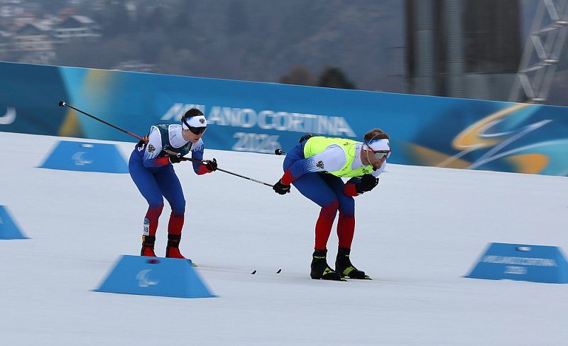 2 золотые медали завоевала сборная команда России на XIV Паралимпийских зимних играх в пятый день соревнований