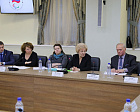 В зале Исполкома ПКР состоялось заседание Исполкома ПКР под председательством В.П. Лукина