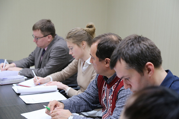 П.А. Рожков в офисе ПКР провел заседание Бюро рабочей группы ПКР по подготовке к участию в XII Паралимпийских зимних играх 2018 года в г. Пхёнчхан (Республика Корея)