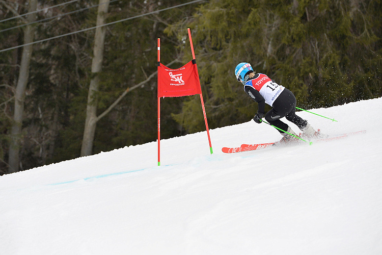Российские горнолыжники с ПОДА ведут борьбу за награды 5-го этапа Кубка мира в Швейцарии