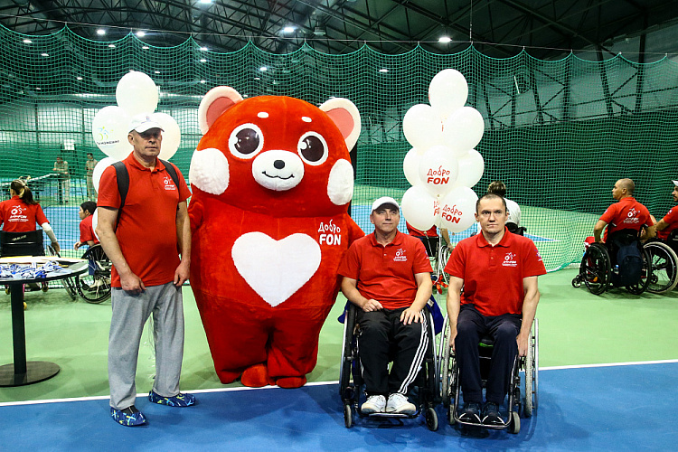 43 спортсмена из 11 регионов страны разыграли медали чемпионата России по теннису на колясках