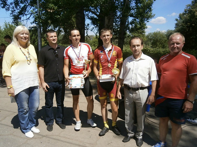 Спортсмены из Тамбовской области и города Москвы стали победителями Кубка России по велоспорту-тандем на шоссе