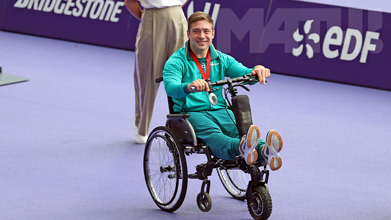 4 золотые, 1 серебряную и 3 бронзовые награды завоевали паралимпийцы из России в седьмой день Паралимпиады в Париже 4 золотые, 1 серебряную и 3 бронзовые награды завоевали паралимпийцы из России в седьмой день Паралимпиады в Париже