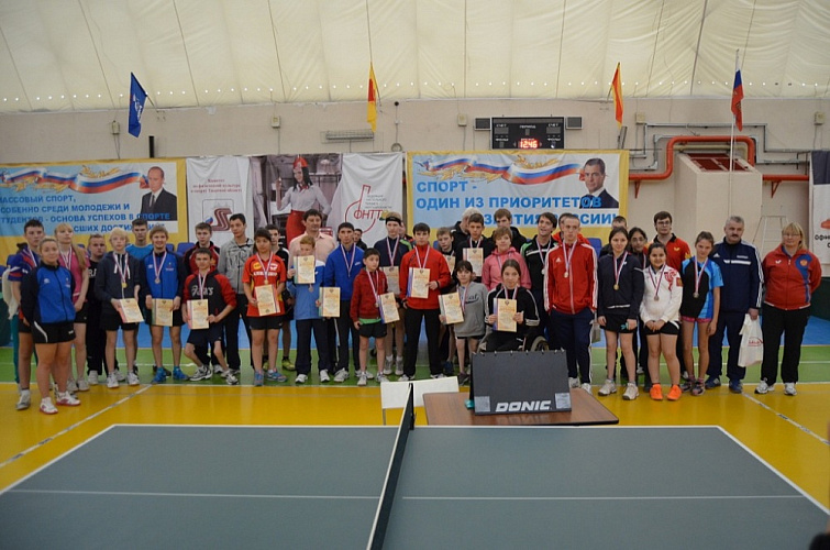 В г. Твери (Тверская область)  Всероссийская федерация спорта лиц с ПОДА провела Первенство России по настольному  теннису спорта лиц с поражением опорно-двигательного аппарата 