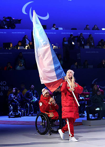 Паралимпийская сборная команда Российской Федерации приняла участие в церемонии закрытия XIV Паралимпийских зимних игр в Италии