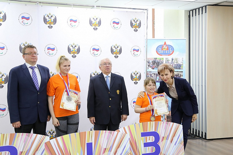 В спортивном зале офиса ПКР состоялись церемонии награждения и закрытия Традиционного фестиваля паралимпийского спорта «Парафест»