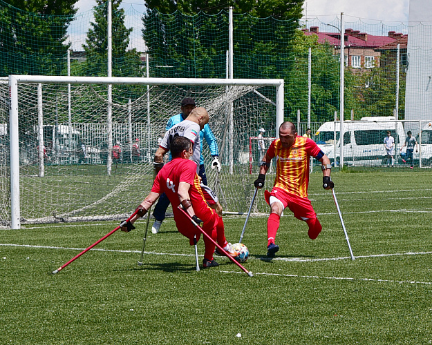 Вице-президент ПКР И.Е. Потехин принял участие в торжественной церемонии открытия I круга чемпионата России по футболу ампутантов