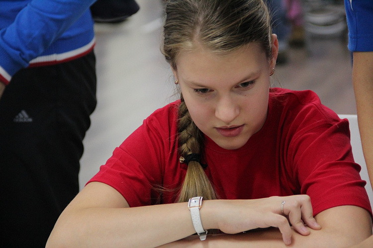 В Универсальном спортивном зале «Паралимпийский» состоялось награждение победителей и призеров соревнований заключительного дня и церемония закрытия Всероссийской спартакиады учащихся учебных заведений по видам спорта лиц с поражением ОДА