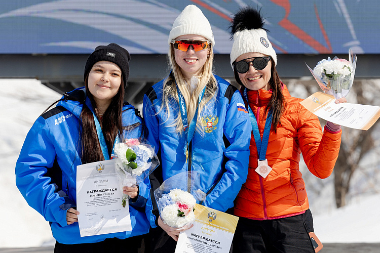 Варвара Ворончихина и Алексей Бугаев – абсолютные чемпионы России по горнолыжному спорту лиц с ПОДА